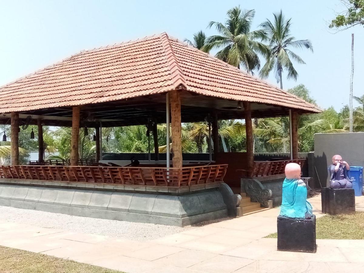 Vakkom Palazzo Varkala Ngoại thất bức ảnh
